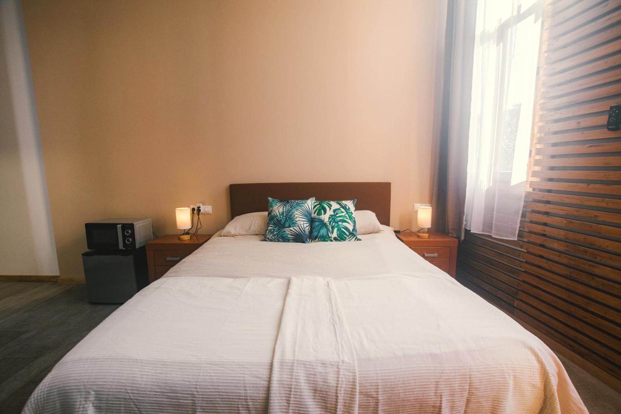 Banana Beach Patacona Rooms Alboraia Ngoại thất bức ảnh